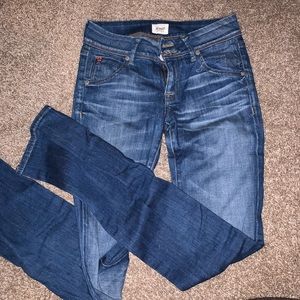 Hudson straight leg jeans!!